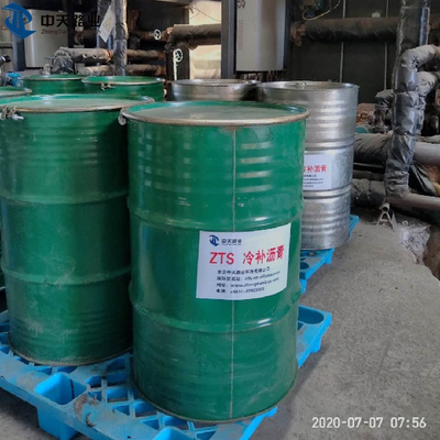 60 Gr.-het Koude Vloeibare Bitumen Asphalt Crack Filler With Aggragates van de Mengelingsoprijlaan